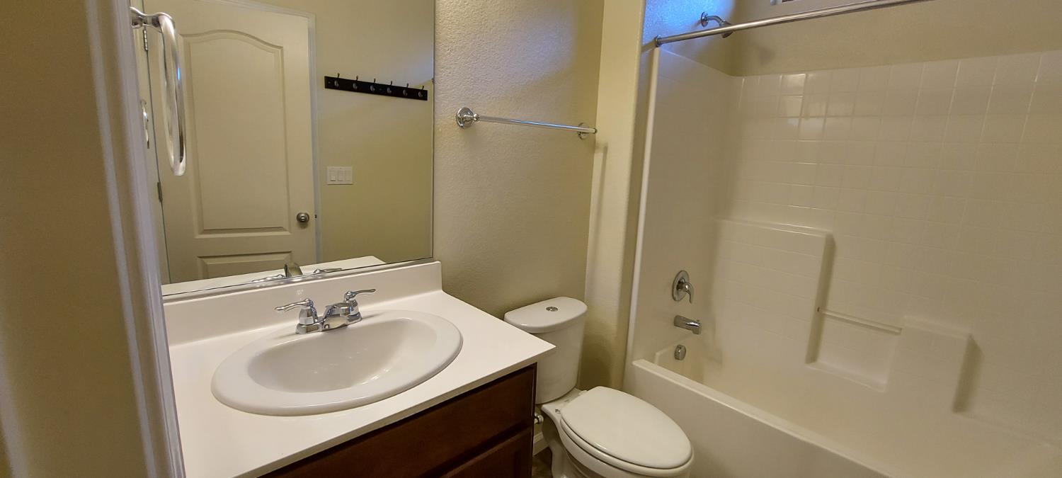 935 Mono Street Manteca, CA 95337 - Photo 34 of 80