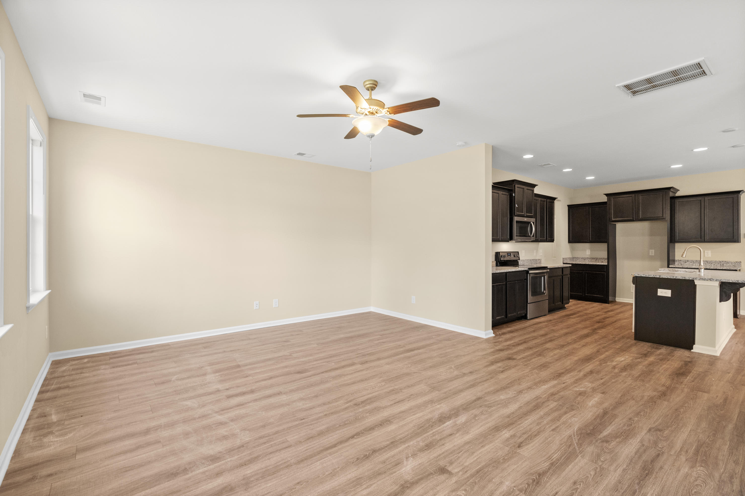 418 Eagleview Drive Moncks Corner, SC 29461 - Photo 16 of 51 SDH06510