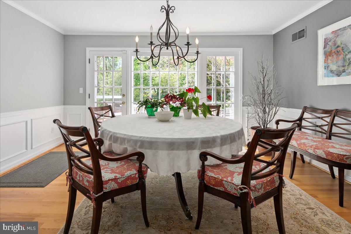 9312 Old Mansion Road Alexandria, VA 22309 - Photo 11 of 76 Gallery Image 11