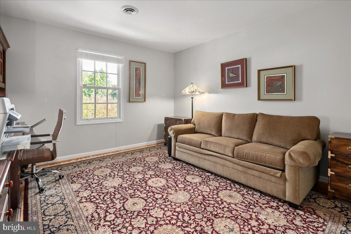 9312 Old Mansion Road Alexandria, VA 22309 - Photo 36 of 76 Gallery Image 36