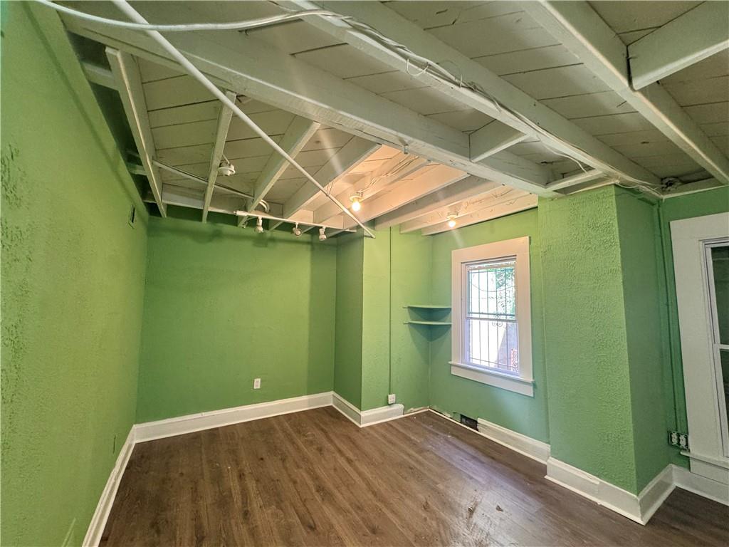 1292 Ralph David Abernathy Boulevard Atlanta, GA 30310 - Photo 8 of 16 a view of room with window and entryway