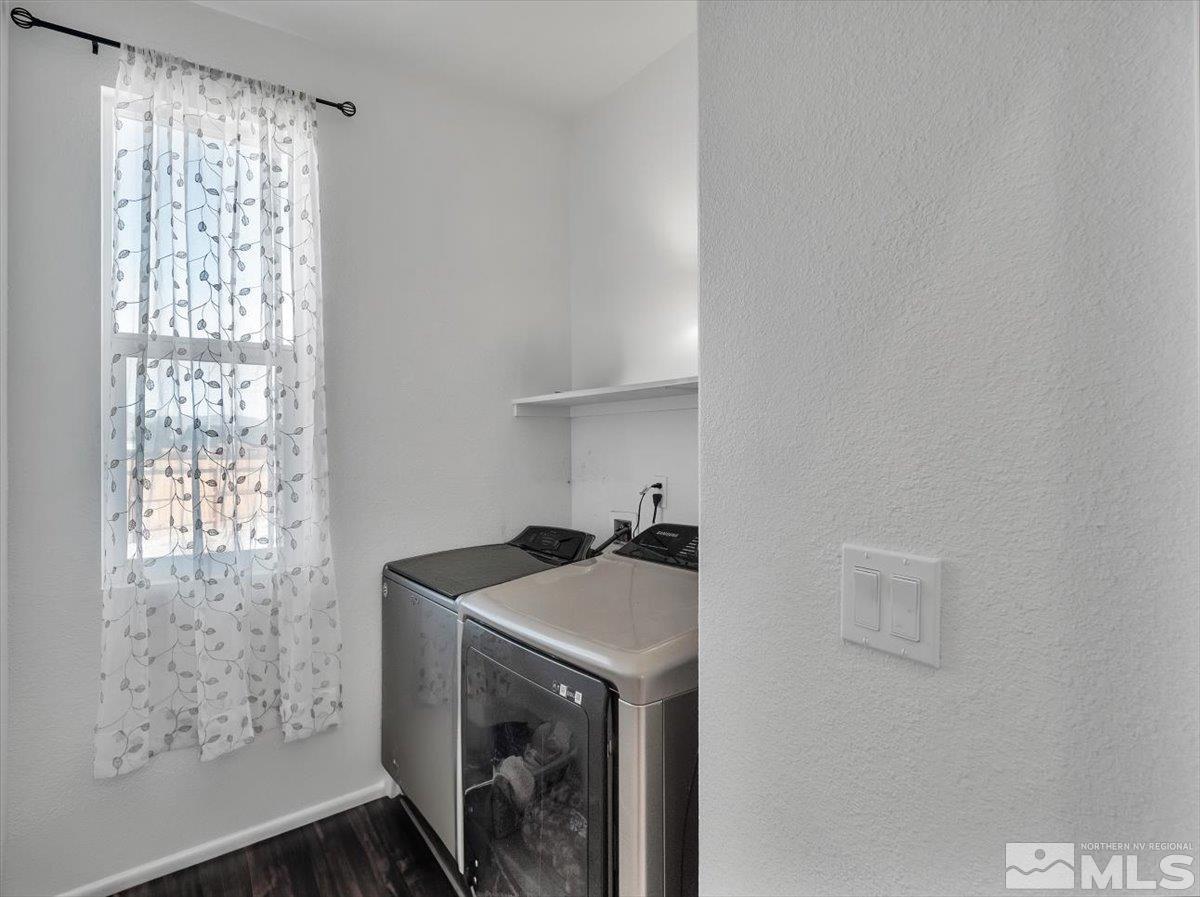 119 Oakmont Drive Dayton, NV 89403 - Photo 17 of 19 a utility room with dryer and washer