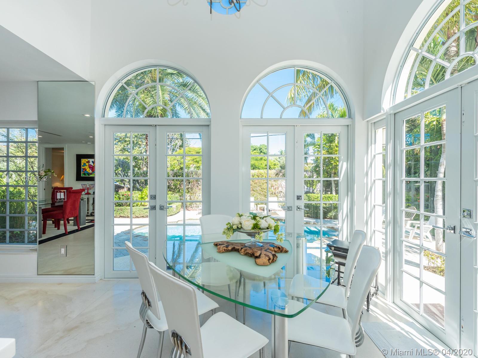 2229 North Bay Road Miami Beach, FL 33140 - Photo 36 of 77