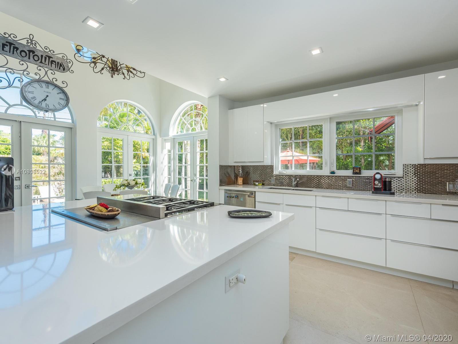 2229 North Bay Road Miami Beach, FL 33140 - Photo 39 of 77