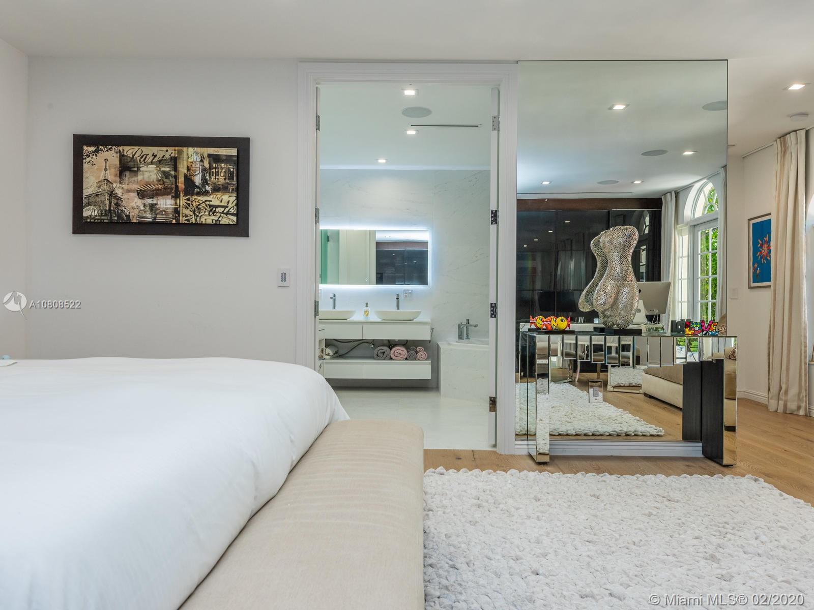 2229 North Bay Road Miami Beach, FL 33140 - Photo 44 of 77