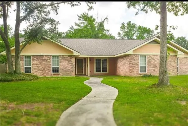 $2,500 | 107 Norfolk Court, Slidell, LA 70461