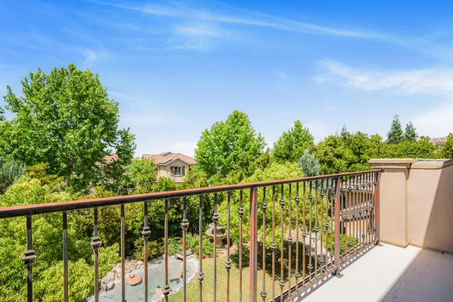 $1,300,000 | 2136 East Royal Dornoch Avenue, Fresno, CA 93730