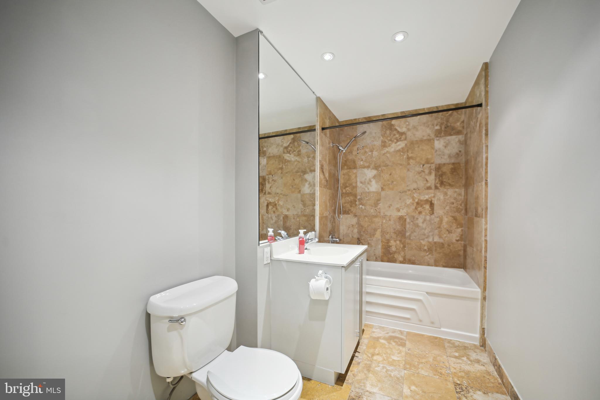 1300 13th Street Northwest, Unit 108 Washington, DC 20005 - Photo 17 of 34