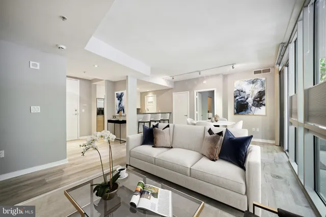 $689,990 | 1300 13th Street Northwest, Unit 108, Washington, DC 20005