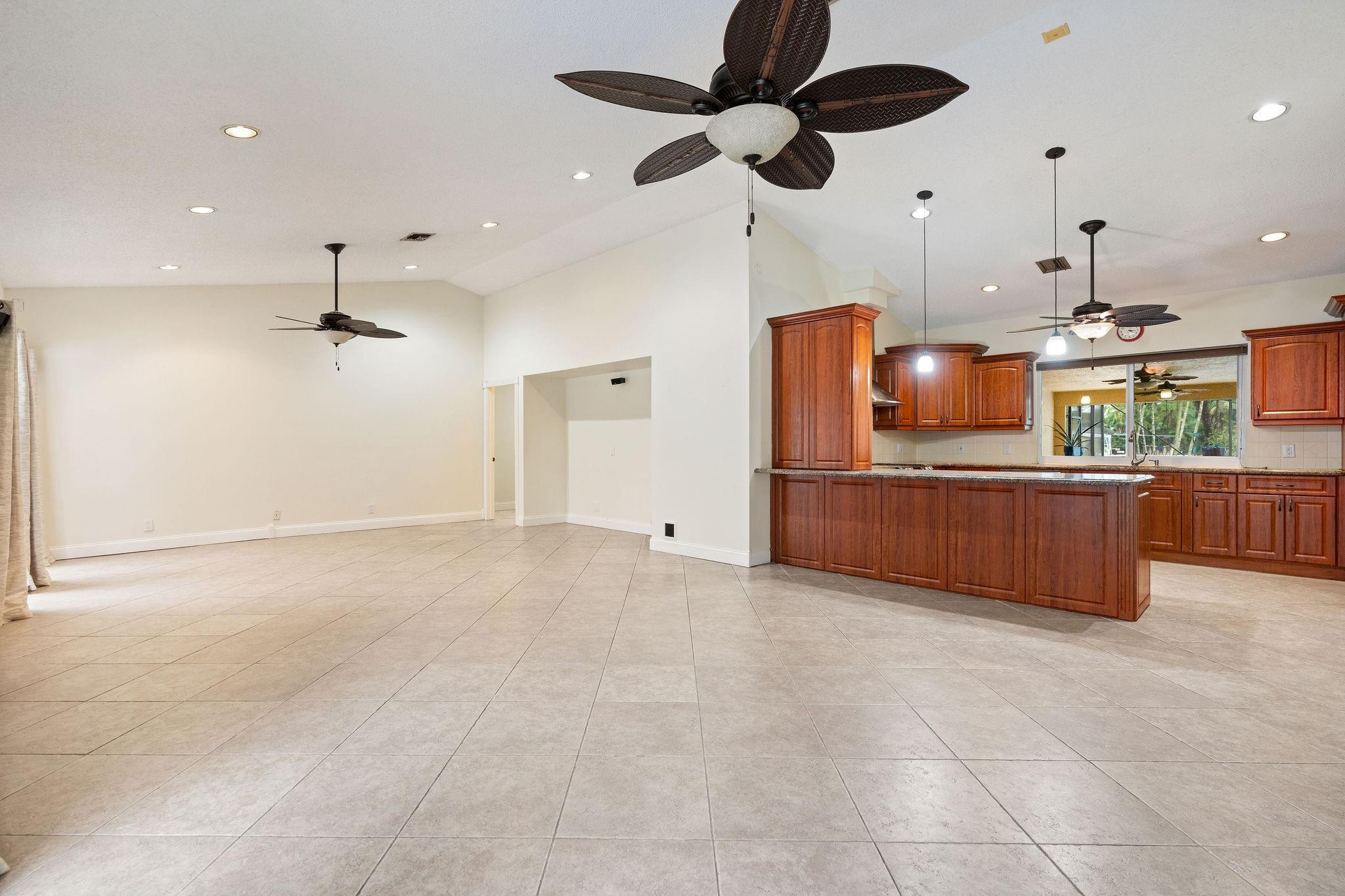 5711 Southwest 195th Terrace Southwest Ranches, FL 33332 - Photo 21 of 37 Photo 21