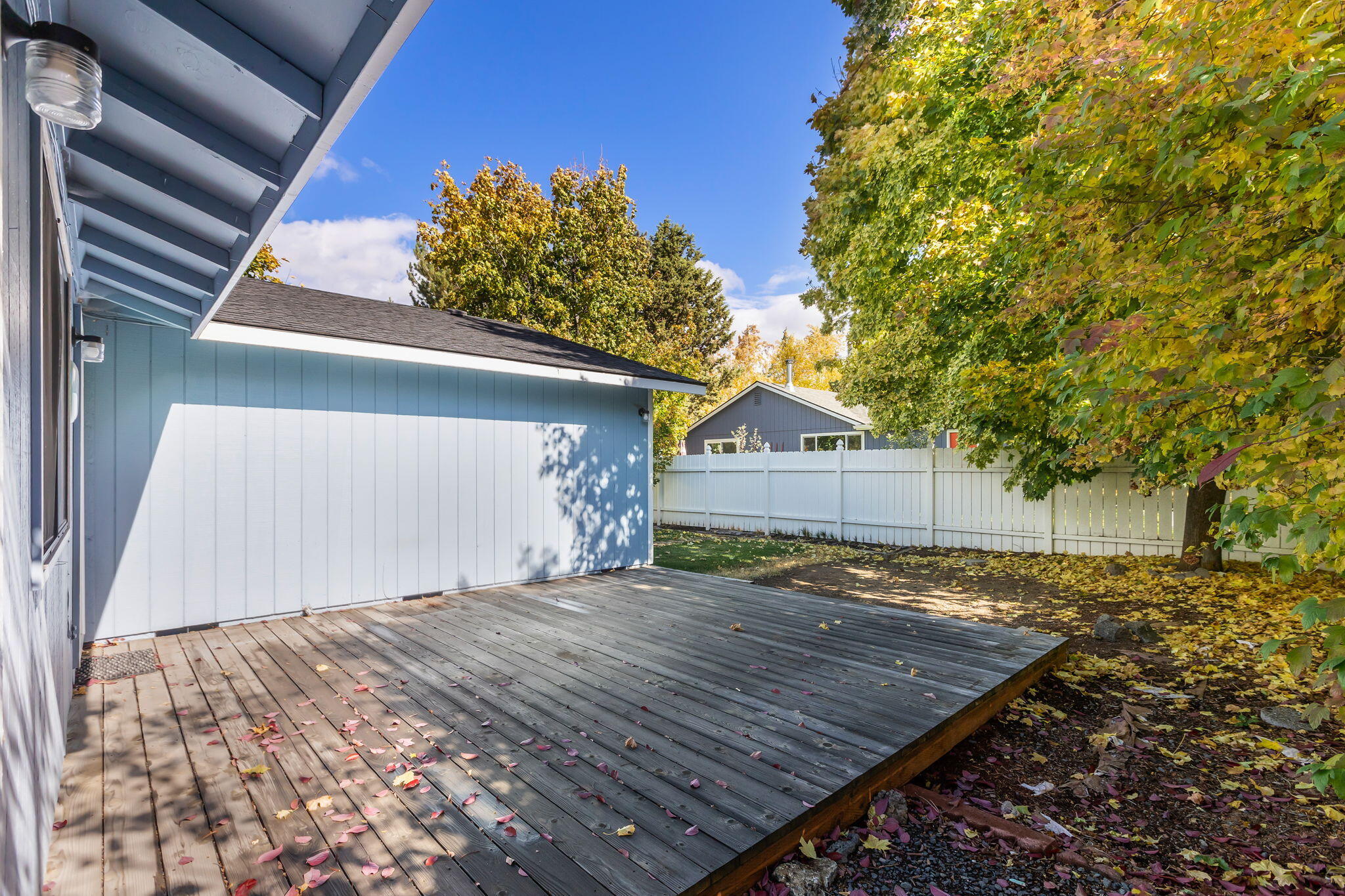 1728 Northeast Carson Way Bend, OR 97701 - Photo 32 of 33 Large Deck/Backyard