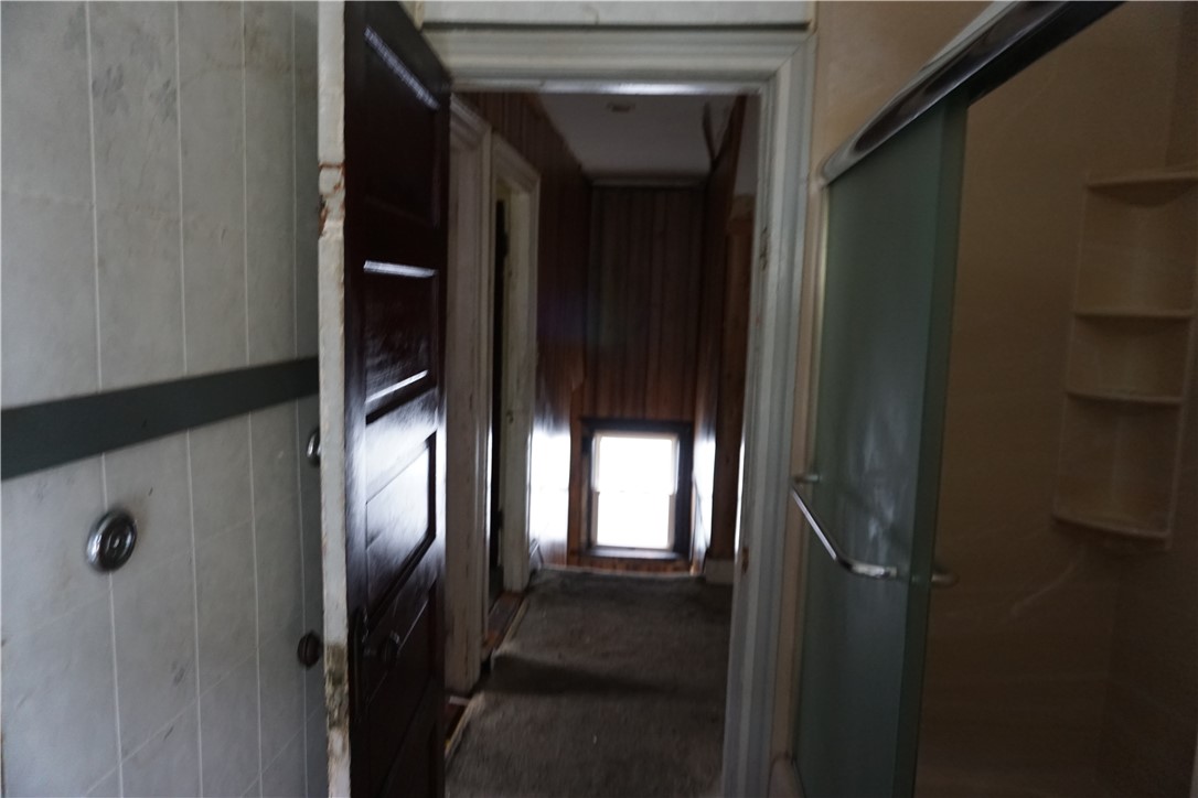 208 California Avenue Providence, RI 02905 - Photo 13 of 17