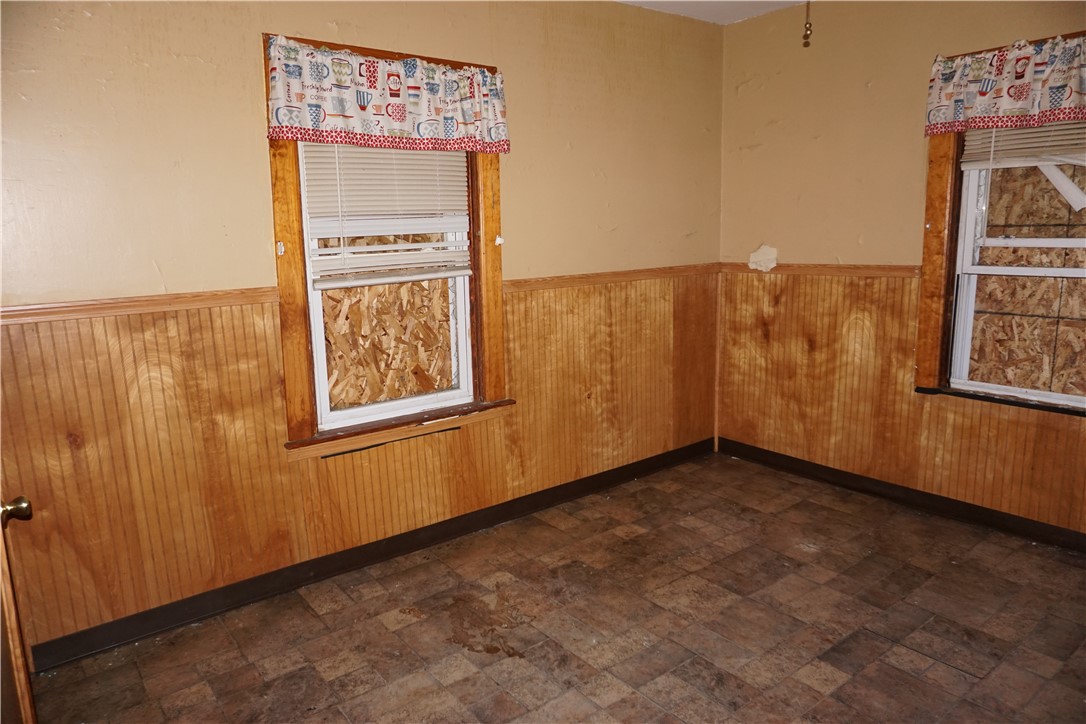 208 California Avenue Providence, RI 02905 - Photo 6 of 17