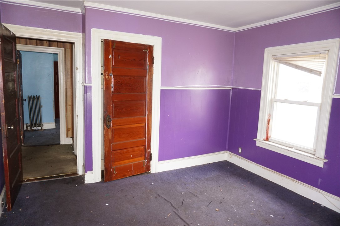 208 California Avenue Providence, RI 02905 - Photo 9 of 17