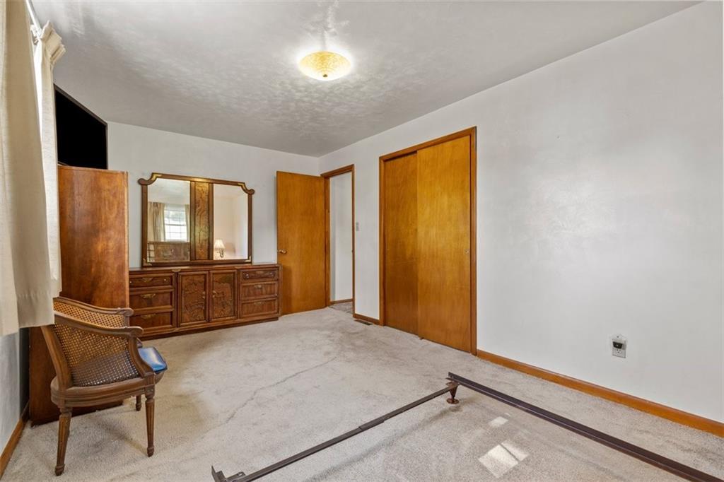 30 Potato Run Road Washington, PA 15301 - Photo 12 of 42 Master bedroom
