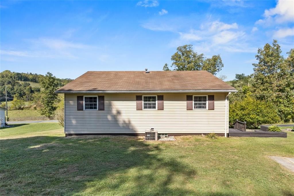 30 Potato Run Road Washington, PA 15301 - Photo 34 of 42 Back exterior of home