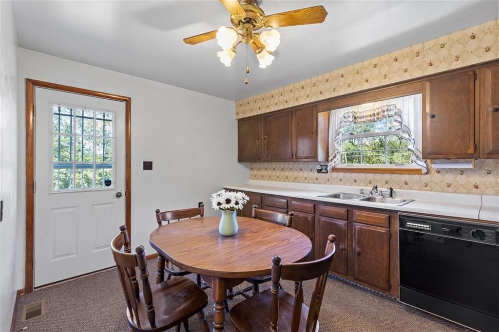 30 Potato Run Road Washington, PA 15301 - Photo 5 of 42