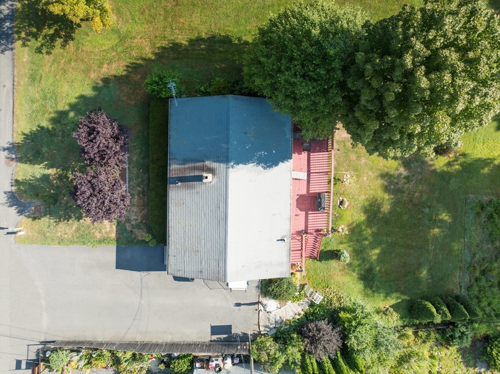 707 Bernardston Road Greenfield, MA 01301 - Photo 13 of 40 Gallery Image 13