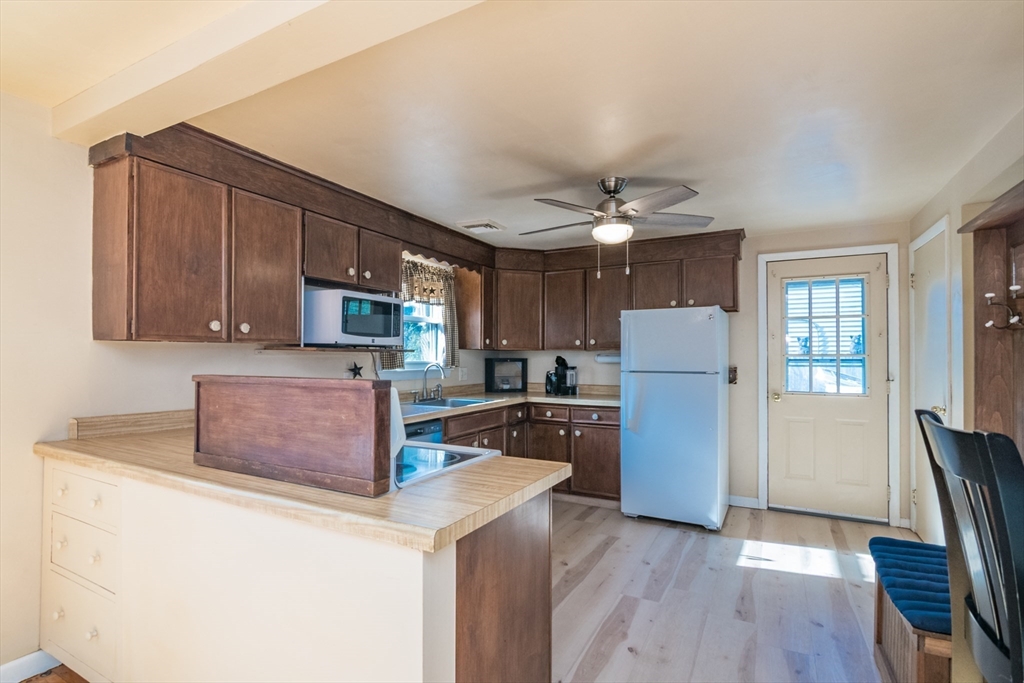 707 Bernardston Road Greenfield, MA 01301 - Photo 25 of 40 Gallery Image 25