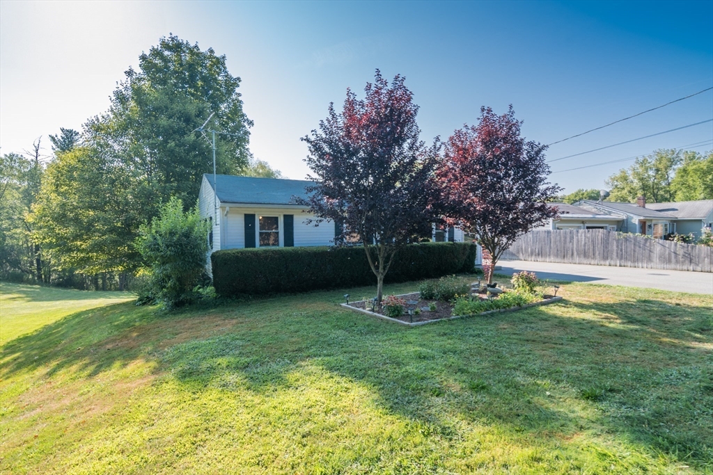 707 Bernardston Road Greenfield, MA 01301 - Photo 7 of 40 Gallery Image 7