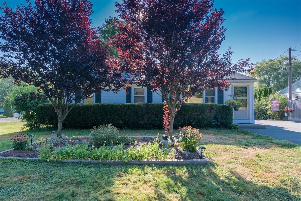 707 Bernardston Road Greenfield, MA 01301 - Photo 8 of 40 Gallery Image 8