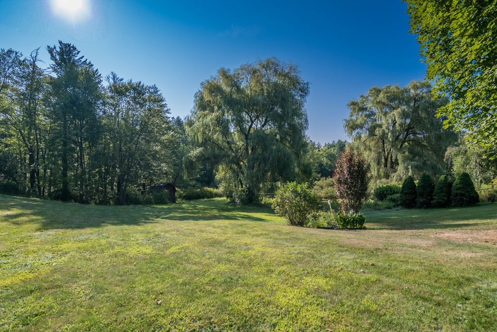 707 Bernardston Road Greenfield, MA 01301 - Photo 9 of 40 Gallery Image 9