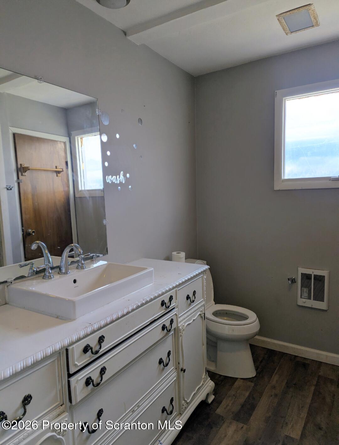 414 Orchard Street, Unit REAR Scranton, PA 18505 - Photo 8 of 13 Full Bathroom