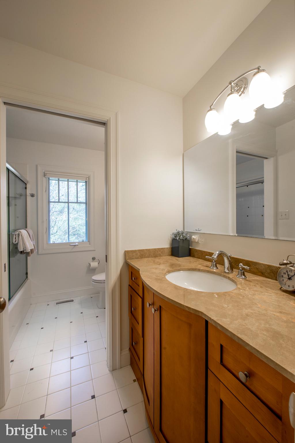 1810 Old Gulph Road Villanova, PA 19085 - Photo 17 of 24