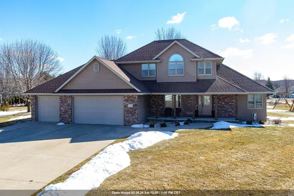 $549,900 | N7834 Edgewater Court, Sherwood, WI 54169