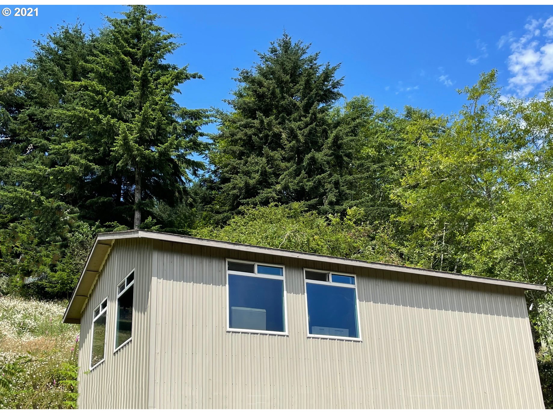 16754 Thompson Road Brookings, OR 97415 - Photo 28 of 32 Gallery Image 28