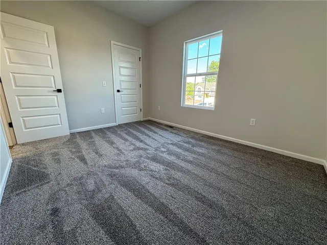 $385,000 | 318 Northeast 51st Road, Warrensburg, MO 64093