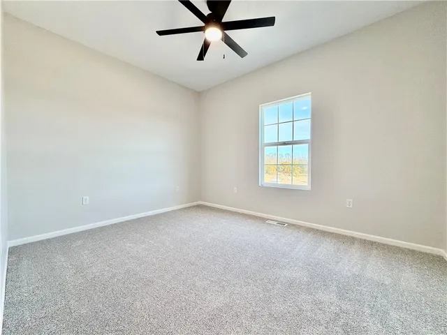 $385,000 | 318 Northeast 51st Road, Warrensburg, MO 64093