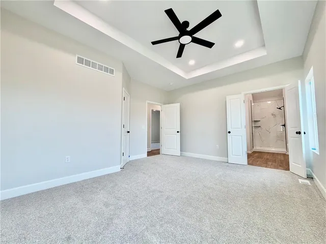 $385,000 | 318 Northeast 51st Road, Warrensburg, MO 64093