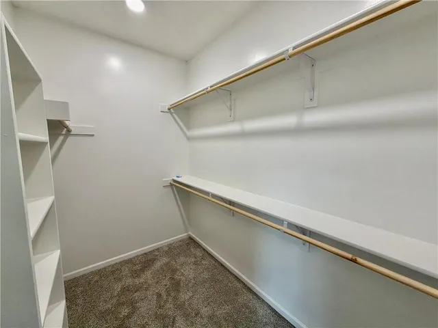 $385,000 | 318 Northeast 51st Road, Warrensburg, MO 64093