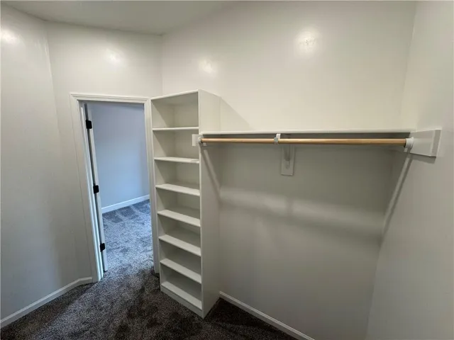 $385,000 | 318 Northeast 51st Road, Warrensburg, MO 64093