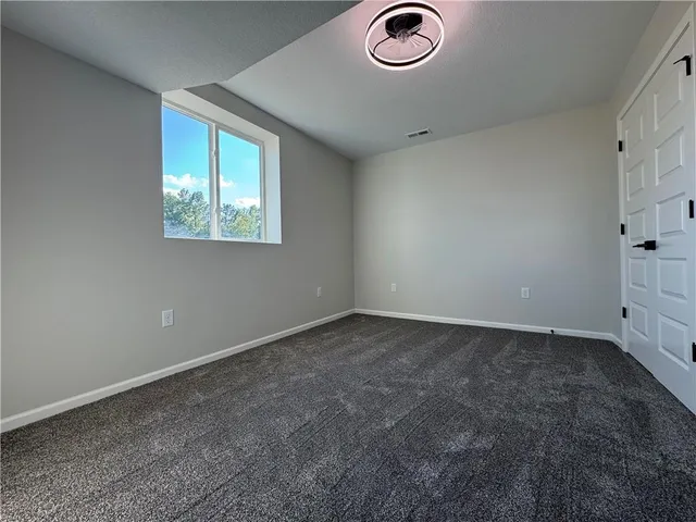 $385,000 | 318 Northeast 51st Road, Warrensburg, MO 64093