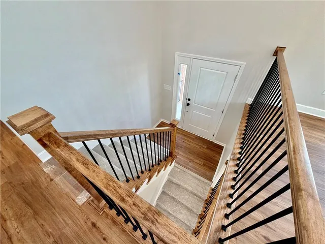 $385,000 | 318 Northeast 51st Road, Warrensburg, MO 64093