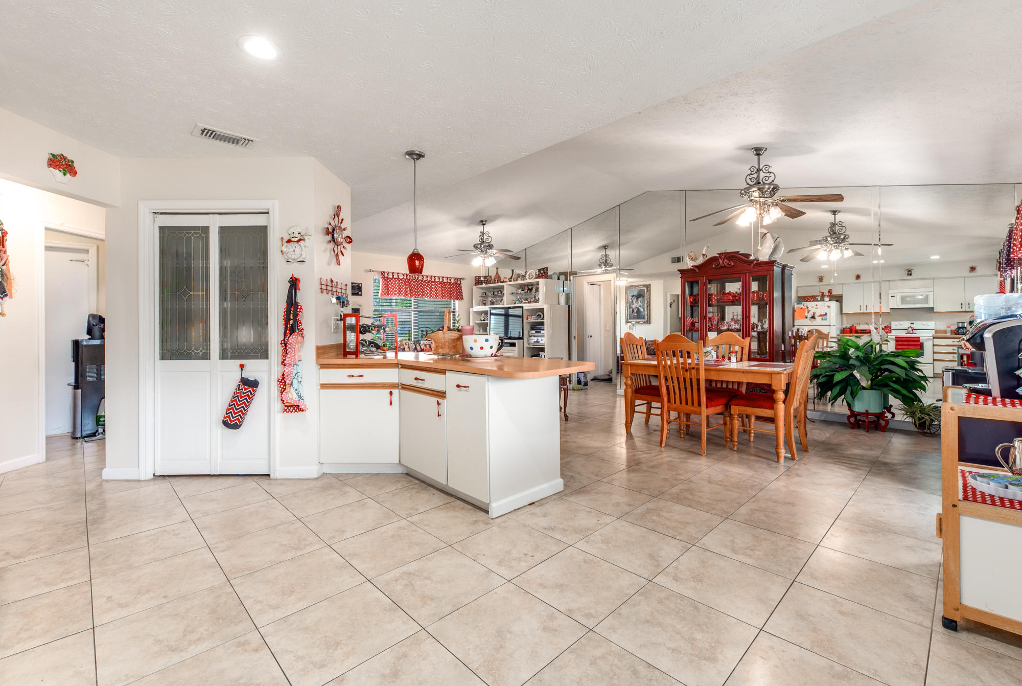 2818 Southwest Seaside Road Port St. Lucie, FL 34953 - Photo 8 of 18 EREP-9
