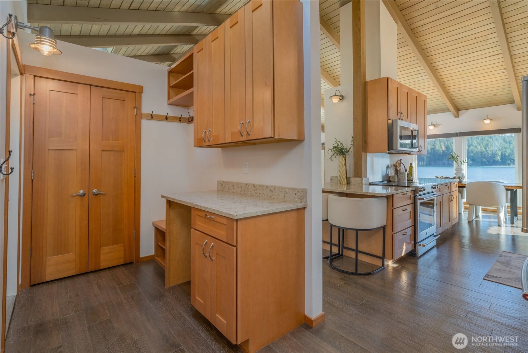 3451 East Pickering Road Shelton, WA 98584 - Photo 14 of 40
