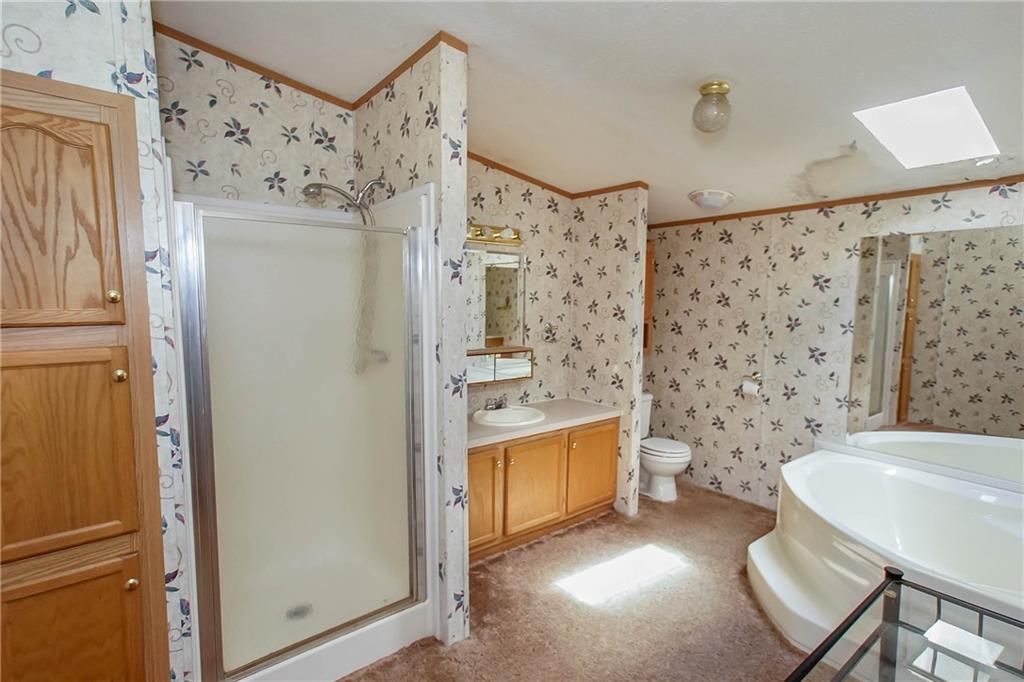 318 Hackelbender Road Mount Morris, PA 15349 - Photo 11 of 23