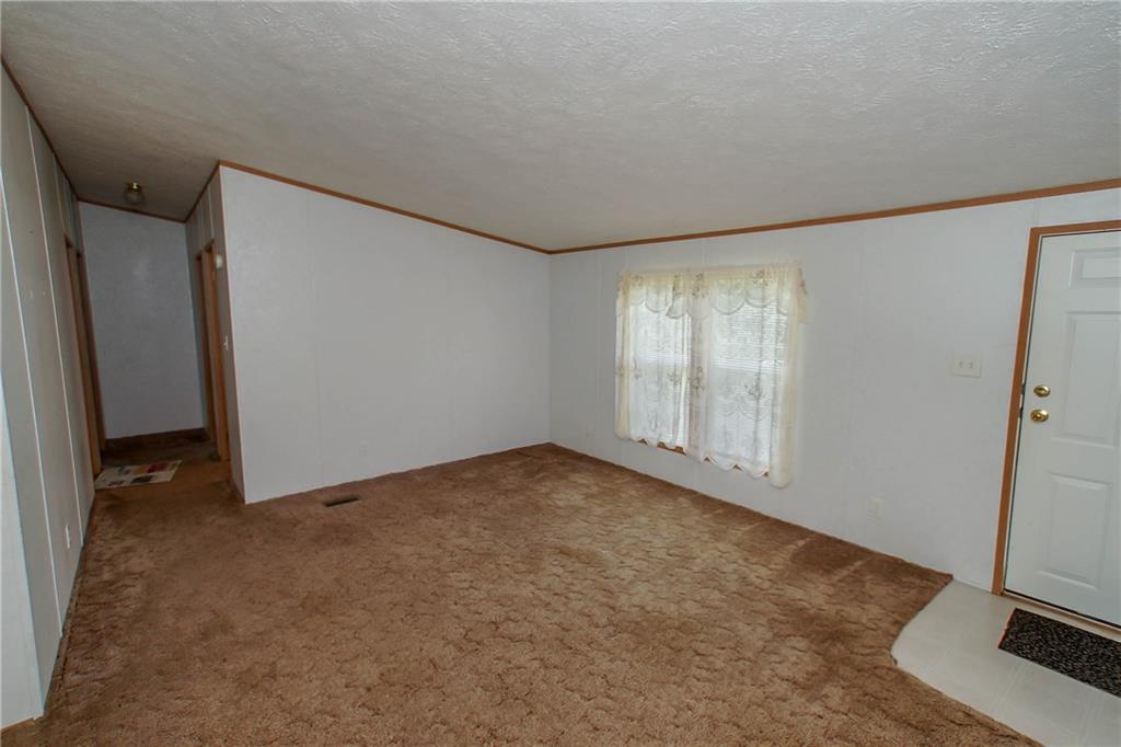 318 Hackelbender Road Mount Morris, PA 15349 - Photo 15 of 23