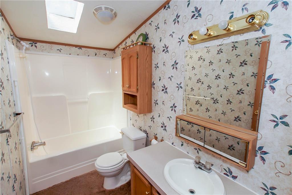 318 Hackelbender Road Mount Morris, PA 15349 - Photo 16 of 23