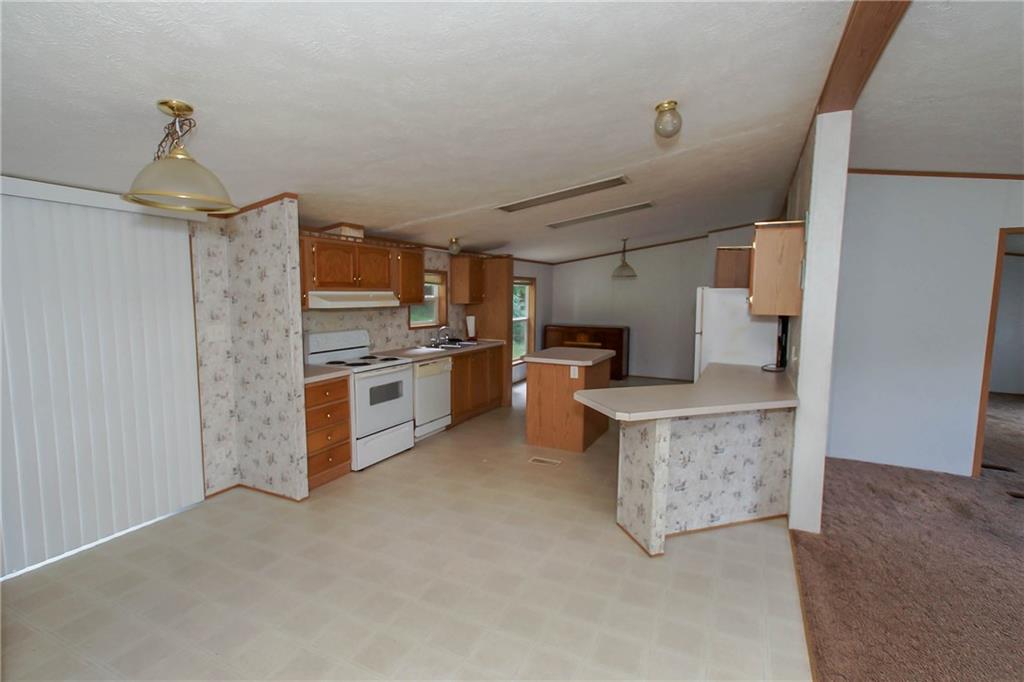 318 Hackelbender Road Mount Morris, PA 15349 - Photo 8 of 23