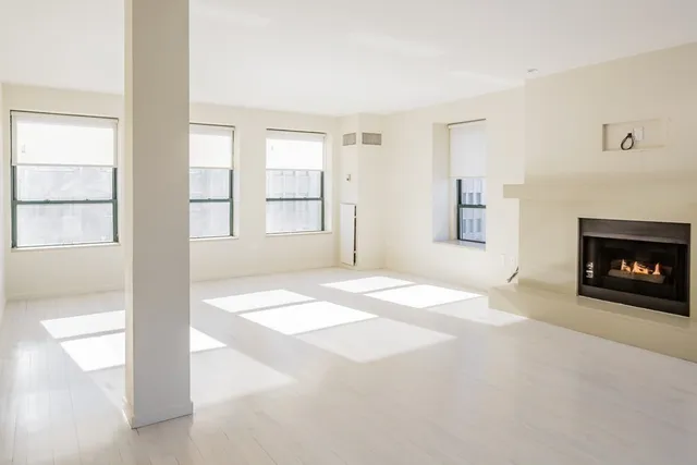 $7,500 | 755 Boylston Street, Unit 801, Boston, MA 02116