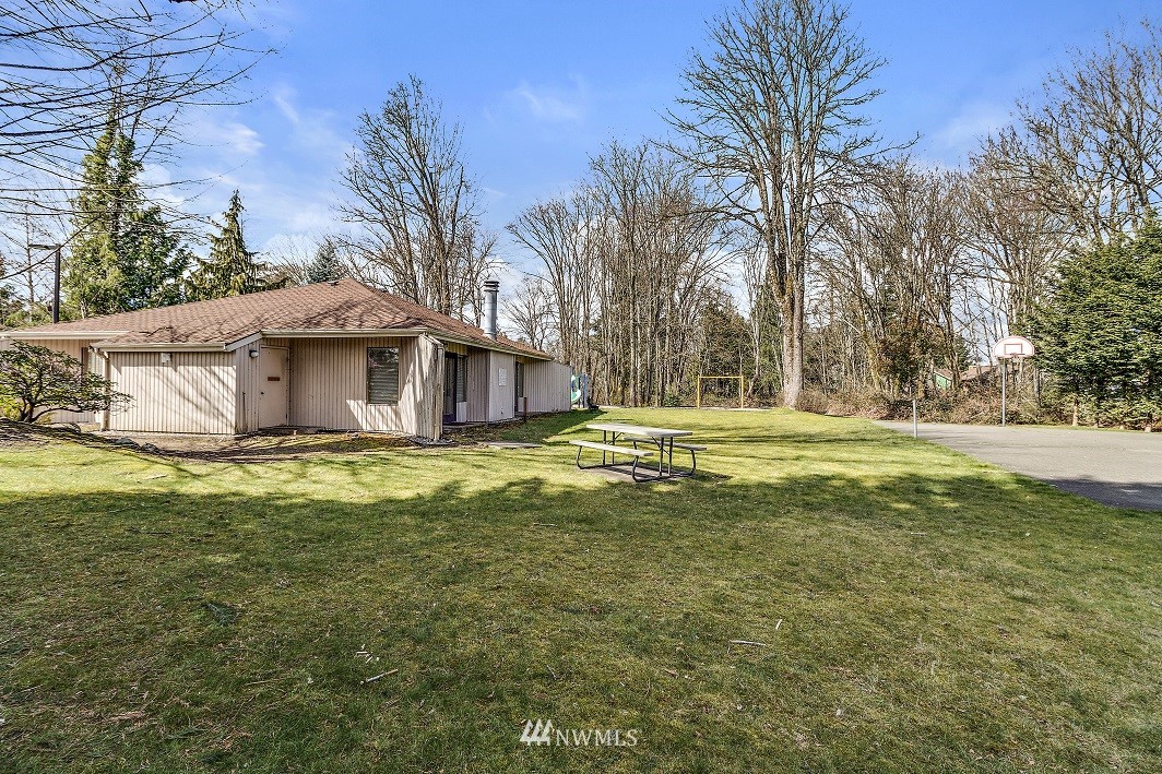 2056 Southeast 8th Place Renton, WA 98057 - Photo 18 of 19