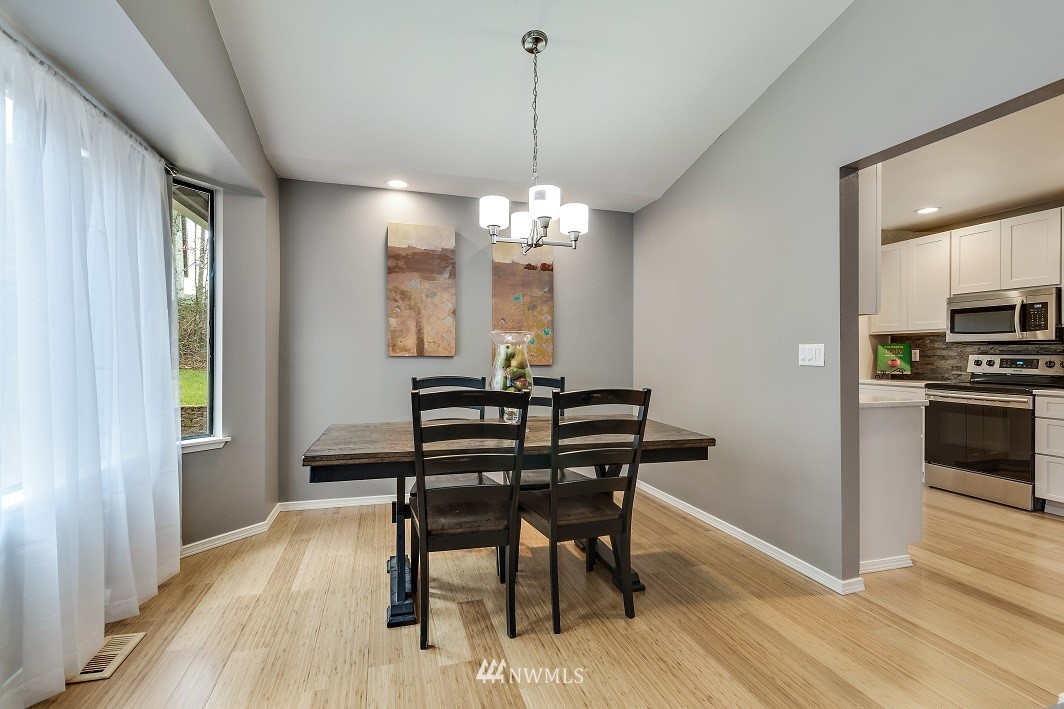 2056 Southeast 8th Place Renton, WA 98057 - Photo 6 of 19