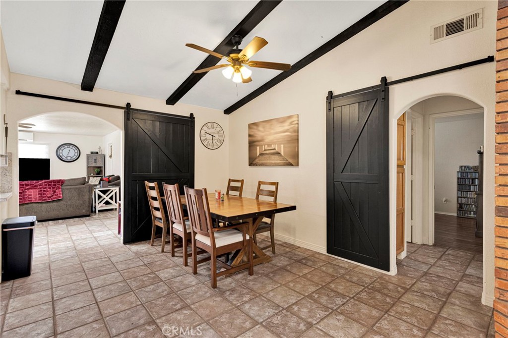14185 Cuyamaca Road Apple Valley, CA 92307 - Photo 7 of 48