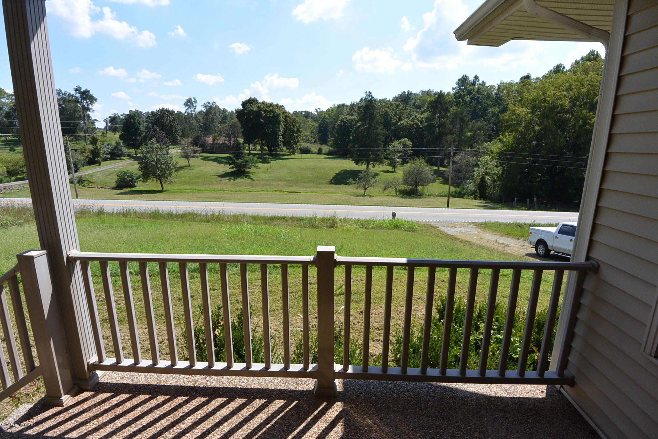 5940 Boston Road Bardstown, KY 40004 - Photo 3 of 17 Front Porch View