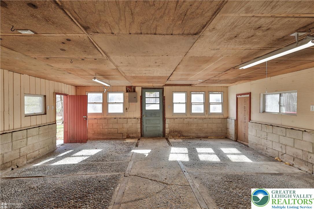 9160 Furnace Road Slatington, PA 18080 - Photo 16 of 52