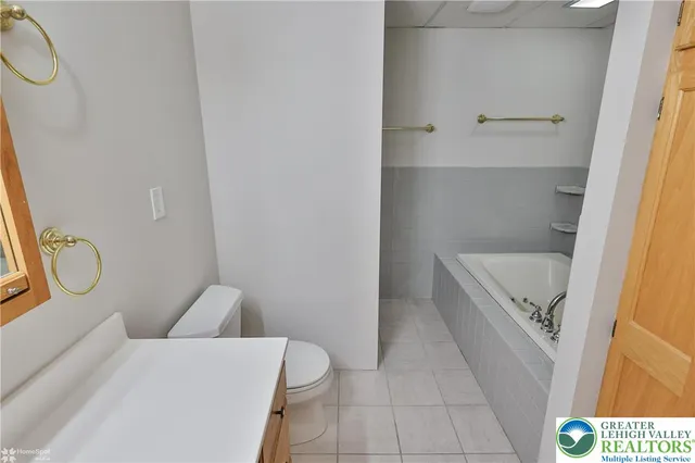 $389,800 | 9160 Furnace Road, Slatington, PA 18080